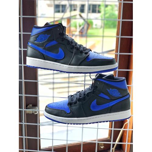 royal blue sneakers jordans