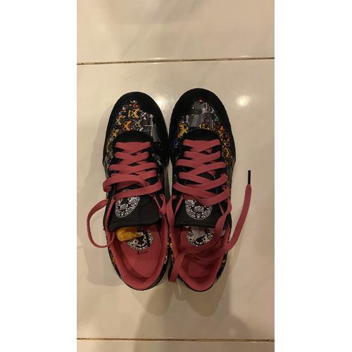 onitsuka tokidoki