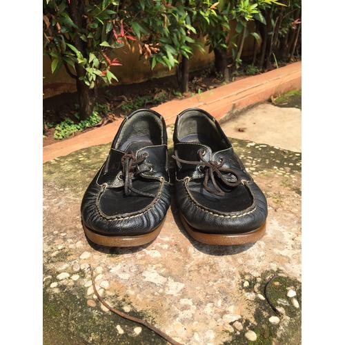 not converse adidas reebok caterpillar 