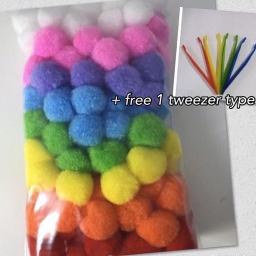 Foto Produk 2,5 cm Pompoms 100pcs Gratis Tweezer Montessori sensory Play Pompom dari My Own Flashcards