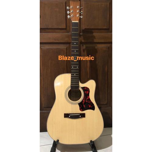 Gambar Gitar Yamaha Asscar Jumbo F500 paket lengkap dari Blaze Music Jakarta Pusat Tokopedia