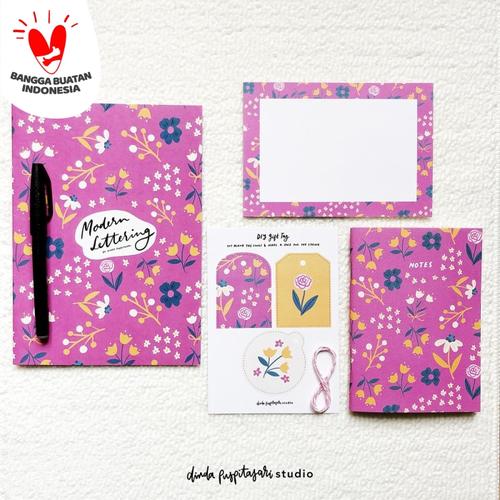 Foto Produk Purple Bloom Modern Lettering Kit dari Dinda Puspitasari Studio