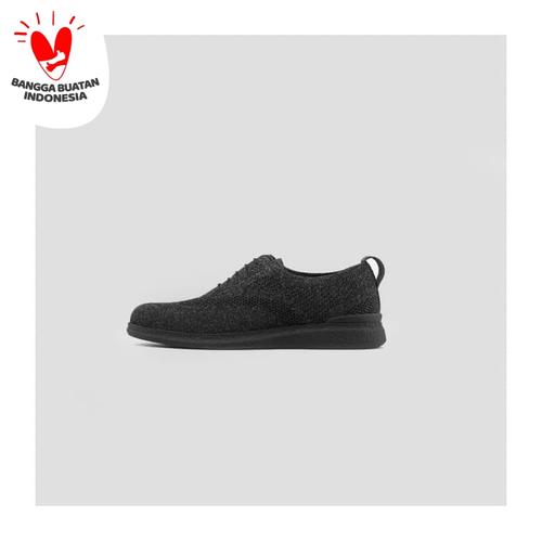 Foto Produk Oxford Knit Oreo Triple Black - Hitam, 41 dari portee goods