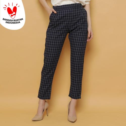 Foto Produk Cammomile Celana Wanita 031801034 - Black Polos, XL dari Cammomile FashionLine