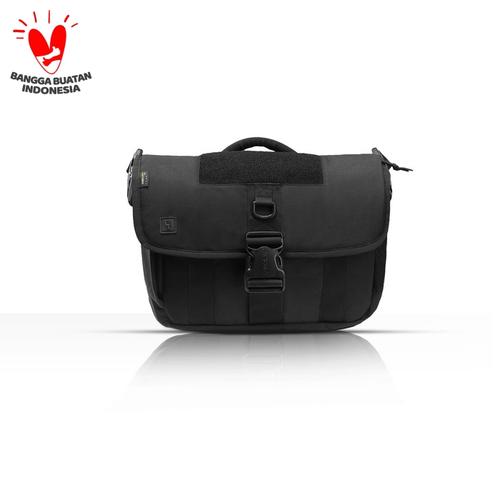 Foto Produk Sling bag MOLAY URBAN MESSENGER BAG - Hitam dari Molay