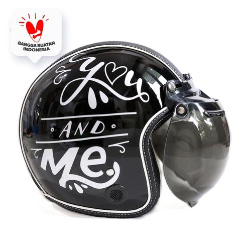 Foto Produk Helm Bogo Retro JMC Motif You and Me Hitam SNI - Kaca Bogo Biasa dari JMC Helmet