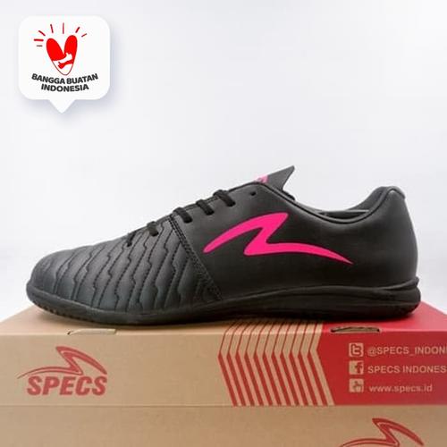 Foto Produk Sepatu Futsal Specs Barricada Maestro Pro IN Black Pink 401330 Ori - 43 dari KING OF DRIBBLE
