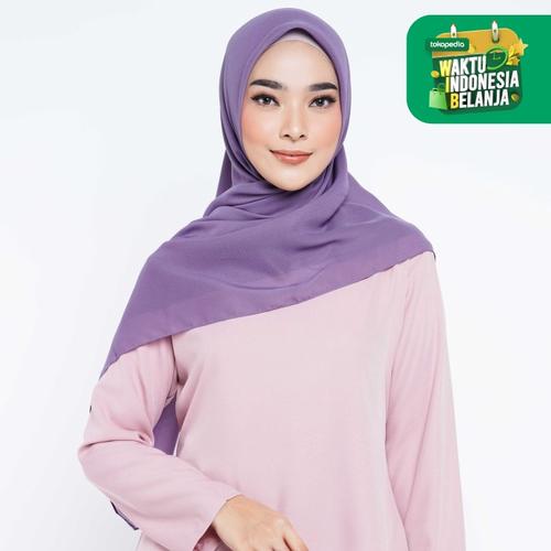 Foto Produk ZM Zaskia Mecca - Sana Berry Hijab Kerudung Segi Empat dari Zaskia Mecca Official