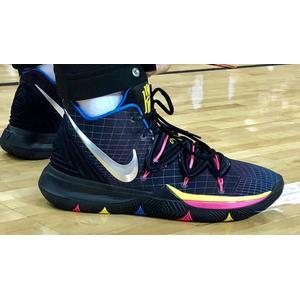 kyrie 5 lace