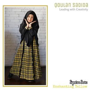 Foto Produk Gamis Anak Enchanting Yellow Signature Series by Qoulan Sadida dari kedai berkah