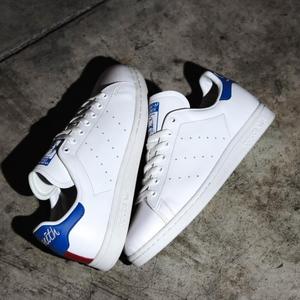 adidas stan smith script