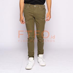 SKINNY RIPPED JEANS PRIA FIT 100 