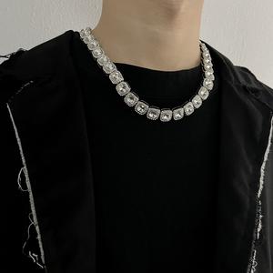 Jual Diamond-encrusted Cuban rock candy 
