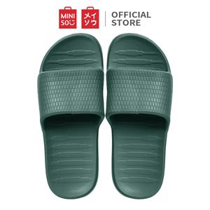Foto Produk MINISO Sandal Kamar Mandi Sendal Selop Pria Lembut Motif Sarang Madu - Olive Green, 42 dari Miniso Indonesia