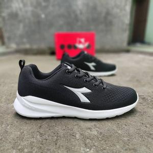 Jual sepatu running diadora ori terbaru asli original termurah - Jakarta  Selatan - raramana | Tokopedia