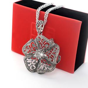 Jual Five Petal Flower Shaped Necklace 