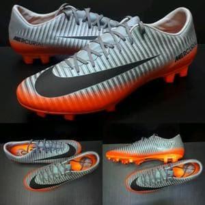 Terjual Sepatu Bola Nike Hypervenom Phantom FG Size 44.5 Original lengkap |  KASKUS
