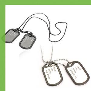 Jual Man Dual Plates Necklace Sweater 