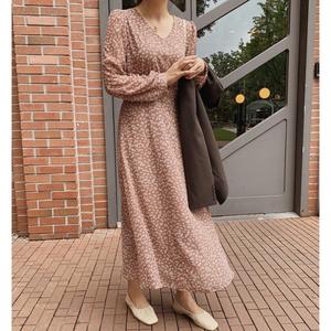 Jual MID-LENGTH V-NECK BUNGA SIFON GAYA 