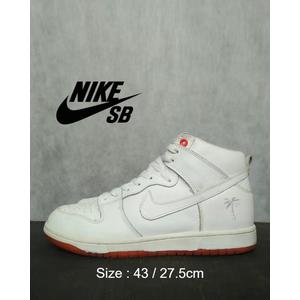 white and orange dunk high