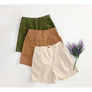 hot Creamy colour pants size fit L 