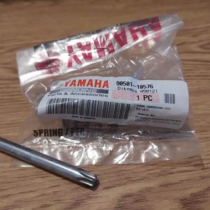 Gambar Per Tutup Oli Bawah R15 MX VIXION Asli Yamaha 90501-18576 dari Belowspeed Motors Kota Pekanbaru Tokopedia