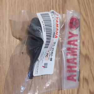 Gambar Tutup Oli Atas Vixion MX King R15 Asli Yamaha 3C1-E5362-00 dari Belowspeed Motors Kota Pekanbaru Tokopedia