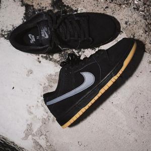 Nike SB Dunk Low Pro 