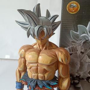 Figura Dragon Ball Super, Son Goku Ultra Instinc. | Cuotas sin interés
