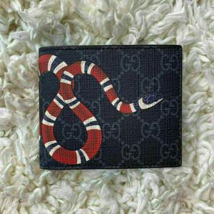 Dompet Gucci Gucci Snake Bifold Wallet Jual Gucci Black Gg Supreme