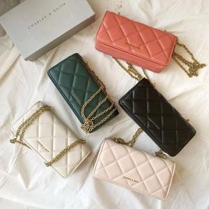 CK Paffuto Chain Handle Quilted Long Wallet Dompet Wanita C151106 di Kurmaa  Tokopedia