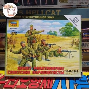 Maquette Plastique Figurines Parachutistes Allemands WWII échelle 1:72 Par Zvezda - Kit à Monter