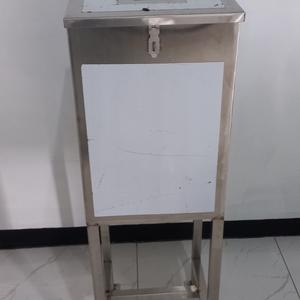 Jual Kotak Amal Stainless pakai Kaki/ ukuran 30x30x85 cm / kotak amal terbatas - Kota Bandung - Grosir Vabjapaa545 | Tokopedia