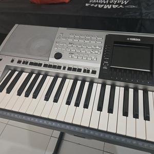 Jual yamaha psr 3000 Keyboard arranger good condition - Kota