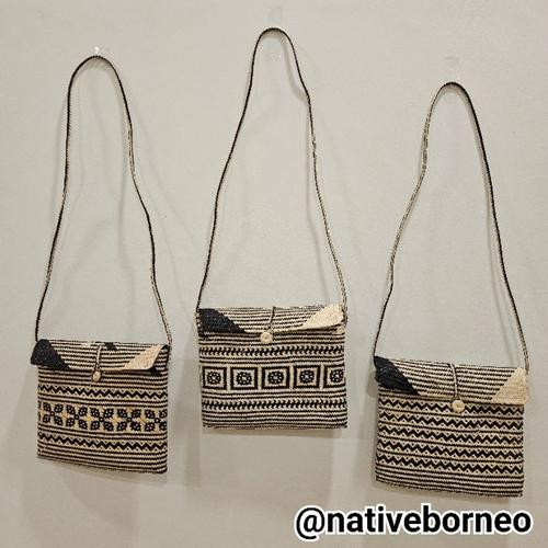 Slingbag Rotan Tutup Motif, Tas Selempang Rotan Motif Dayak Kalimantan, Tas  Rotan Kalimantan, Tas Selempang Anyam, Tas Anyaman Rotan, Tas Rotan