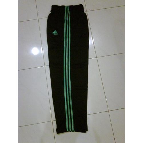 Foto Produk adidas - celana training (Hitam/Hijau) dari Clubkaos