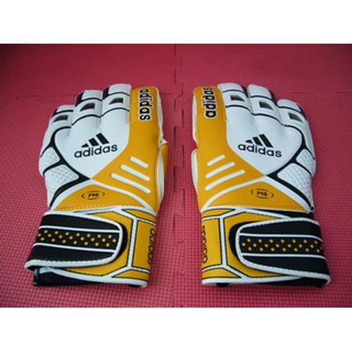 Foto Produk Gloves Adidas 002 dari Red Dragon Shop
