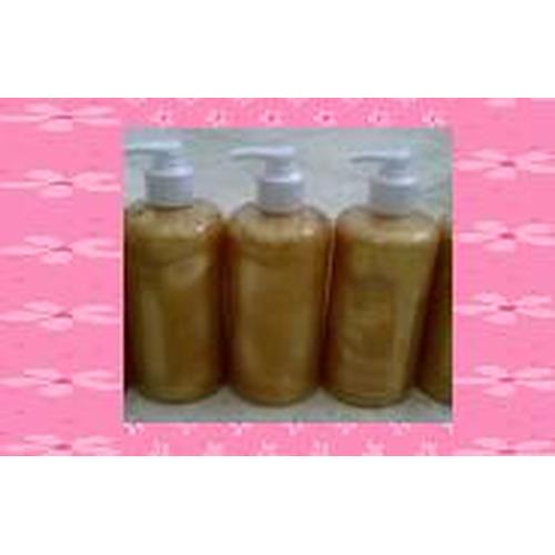 Foto Produk SABUN EMAS MADU " GOLDEN HONEY SOAP " 500ML dari Beauty Cosmo Shop