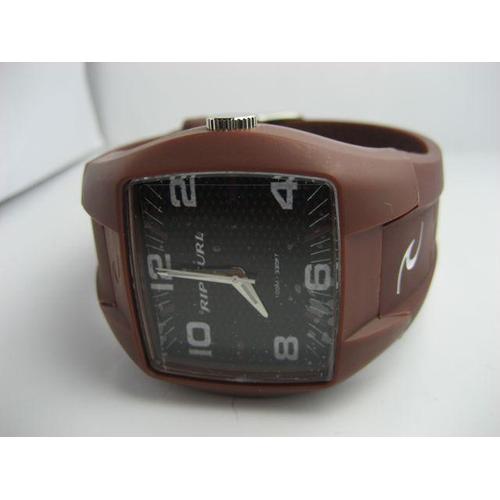 Foto Produk Ripcurl Pivot Brown dari CITA CHITA