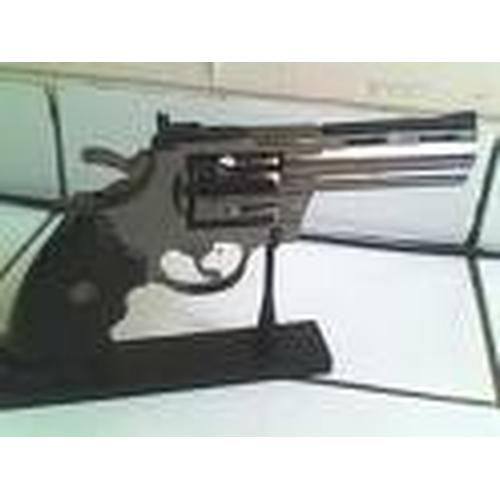 Gambar Korek Api Phyton Revolver (Ukuran Besar) + Api Jet + 6 Butir Peluru dari Tokoku-Tokomu Kota Medan Tokopedia