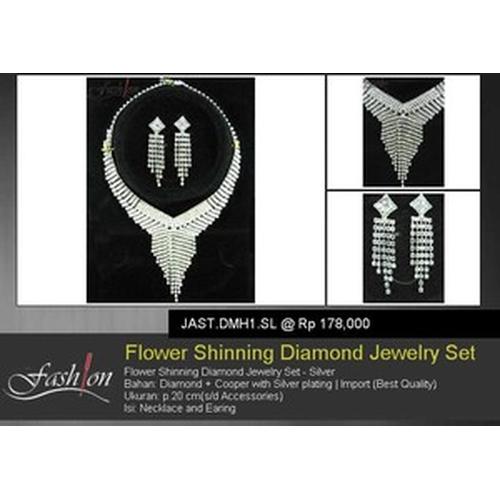 Gambar Elegan Shining Diamond Part-1 dari Just For Women Jakarta Barat Tokopedia