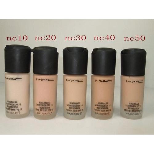 Gambar MAC Mineralize Satin Finish SPF 15 Foundation 30ml dari Chigusa Shop Kota Makassar Tokopedia