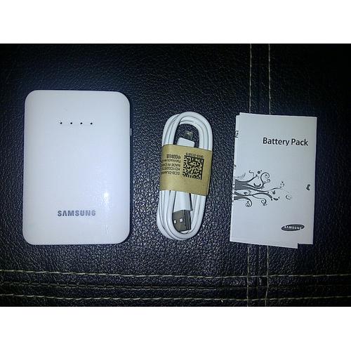 Foto Produk Powerbank Battery pack Samsung 9000 MaH White dari Elenna-Store