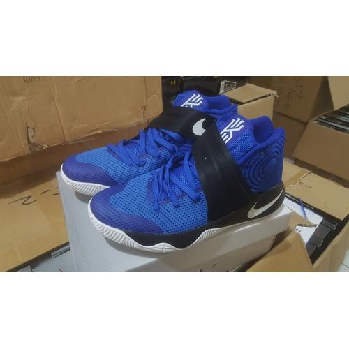 sepatu kyrie 2