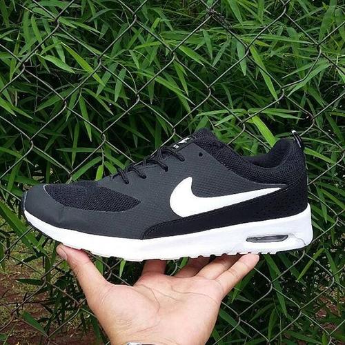 nike airmax 16