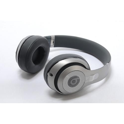 Foto Produk Beats Studio wireless new gen 2.0 silver dari Elenna-Store