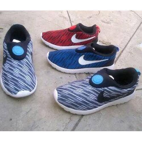 nike roshe vs tanjun