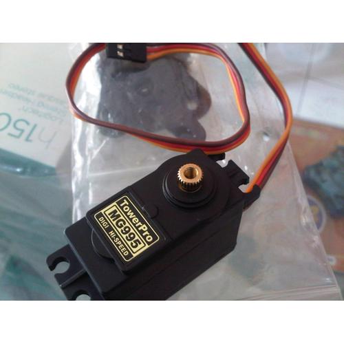 Gambar Motor Servo Tower Pro MG995 torsi 10 kg dari solarperfect Jakarta Utara Tokopedia