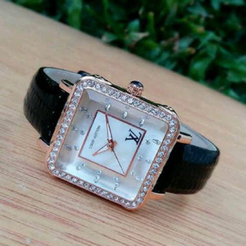 Jual Jam Tangan Wanita / Cewek Louis Vuitton / LV Kulit Hitam - Jakarta  Pusat - Arloji Murah Berkualitas | Tokopedia