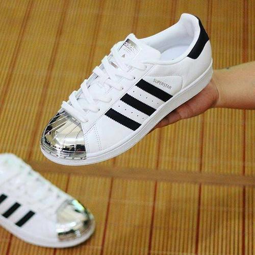 Adidas Sneaker Adidas Superstar White With Silver Sepatu Sneakers